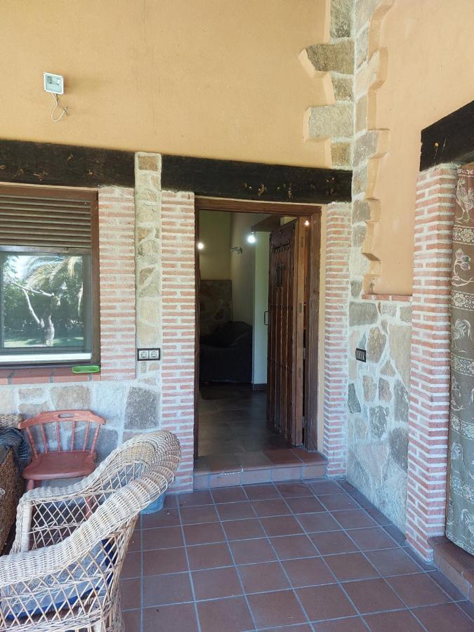 Higueras Y Olivos Villa Candeleda Eksteriør billede