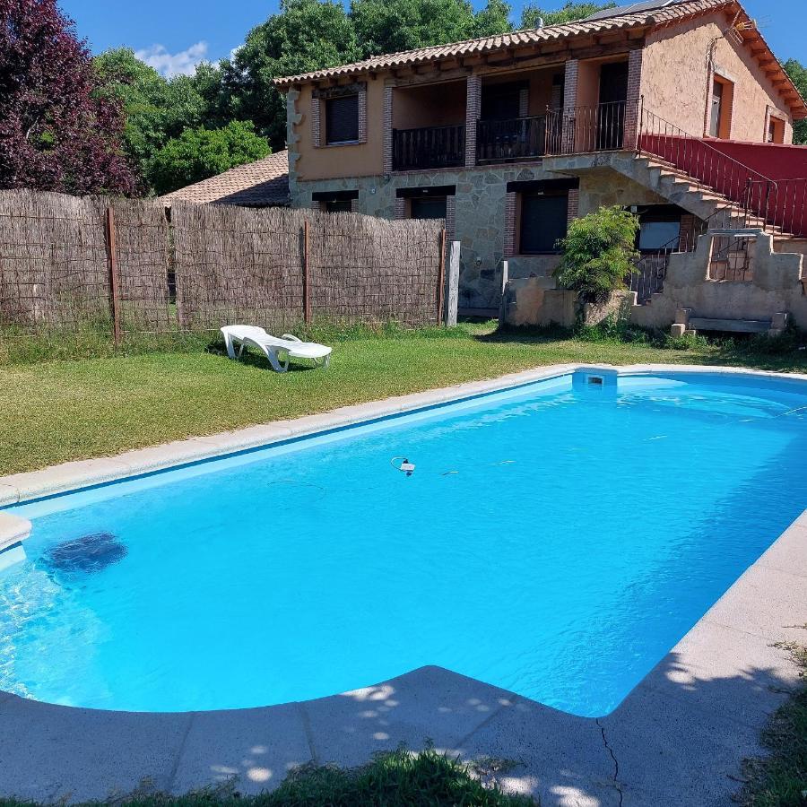 Higueras Y Olivos Villa Candeleda Eksteriør billede