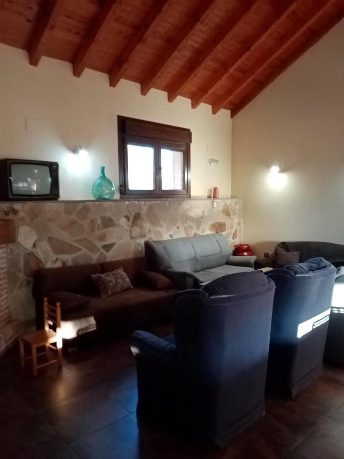 Higueras Y Olivos Villa Candeleda Eksteriør billede